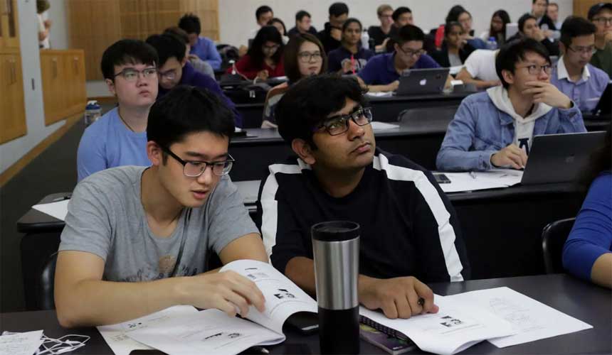 Tự hỏi NYU Engineering School là điểm đến học tập có gì đặc biệt? Hãy xem những hình ảnh đẹp và ấn tượng về trường đại học này để thấy sự khác biệt của chương trình đào tạo kỹ sư tại trường với các chương trình khác. Được trang bị công nghệ tiên tiến và các phòng thí nghiệm hiện đại, NYU Engineering School đang cung cấp cho sinh viên một môi trường học tập tối ưu.